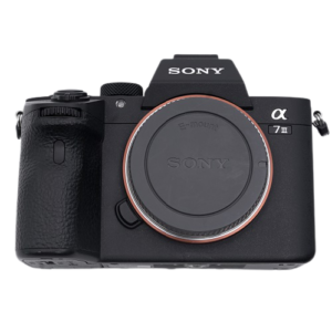 Sony a7 III Mirrorless Digital Camera + 28-70mm Sony L + Charger + Battery + Neck Strap